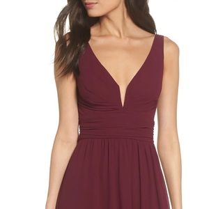 Lulu’s Leading Role NWT Burgundy Maxi dress XL